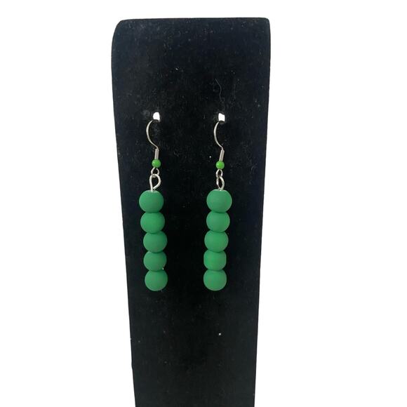 green earrings - Picture 1 of 4